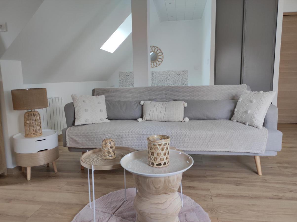 Studio Cosy Spacieux Lumineux Avec Terrasse Vezelois Εξωτερικό φωτογραφία